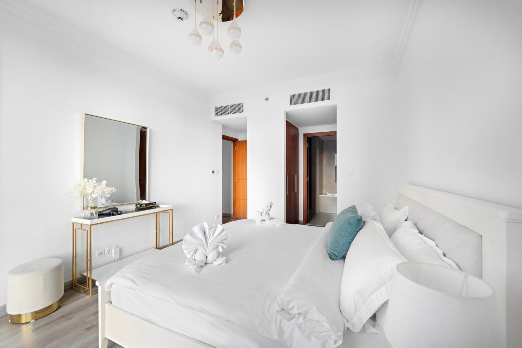First Class 2Br With Full Burj Khalifa And Fountain View Dubai Exterior photo