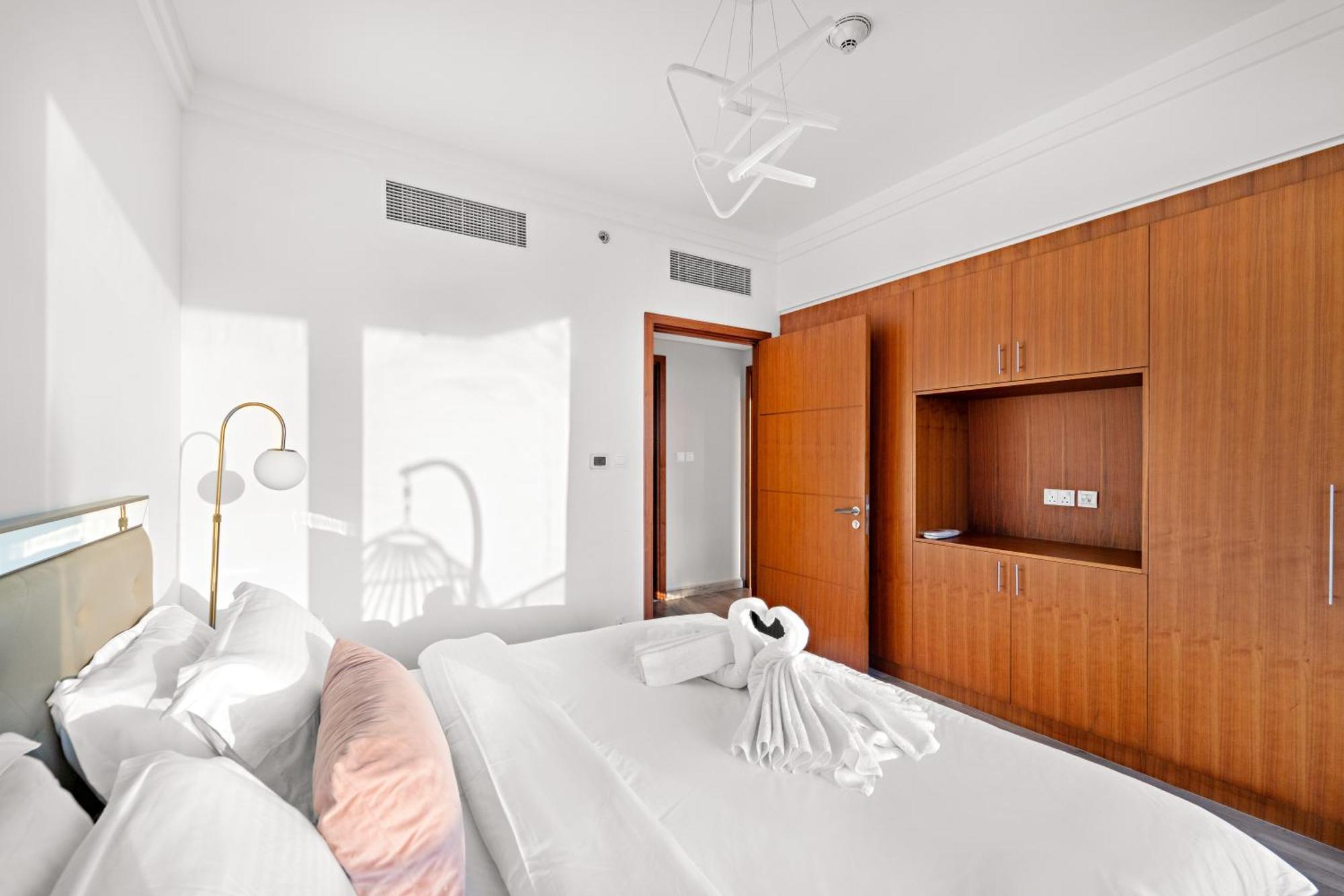 First Class 2Br With Full Burj Khalifa And Fountain View Dubai Exterior photo